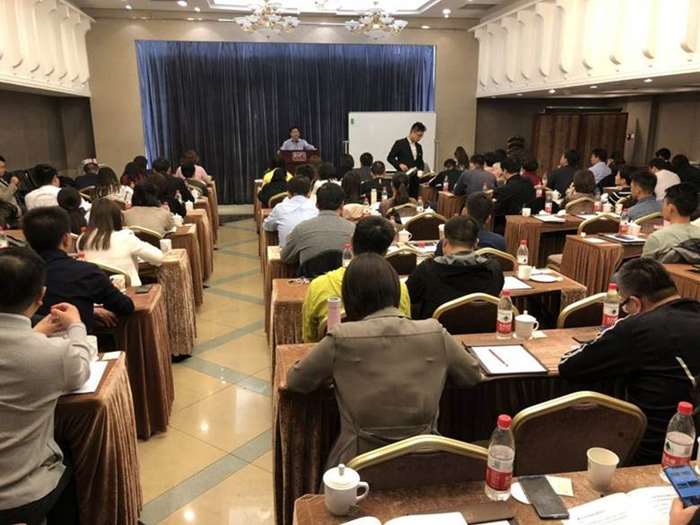 变轨加速_变轨原理_变轨