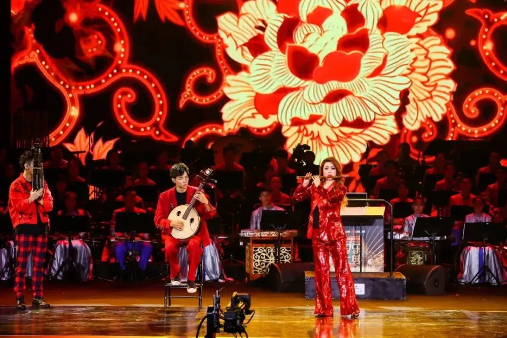 火字歌名_2024很火的三个字的歌_火歌2021