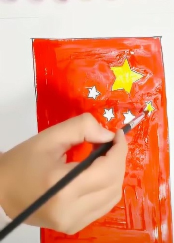 国旗教案美术_国旗教案设计意图_绘画国旗教案