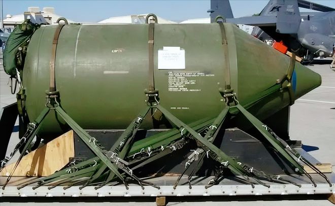 海岛奇兵震爆突击兵怎么玩_海岛奇兵震爆弹震几格_海岛奇兵震爆投弹兵为什么没出