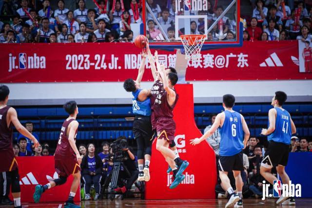 nba联赛专用篮球_nba篮球联赛官方用球_nba官方用的篮球是什么品牌