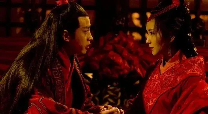 三国战纪2貂蝉血匕首_三国战纪2012貂蝉出招表_三国战纪貂蝉的武器