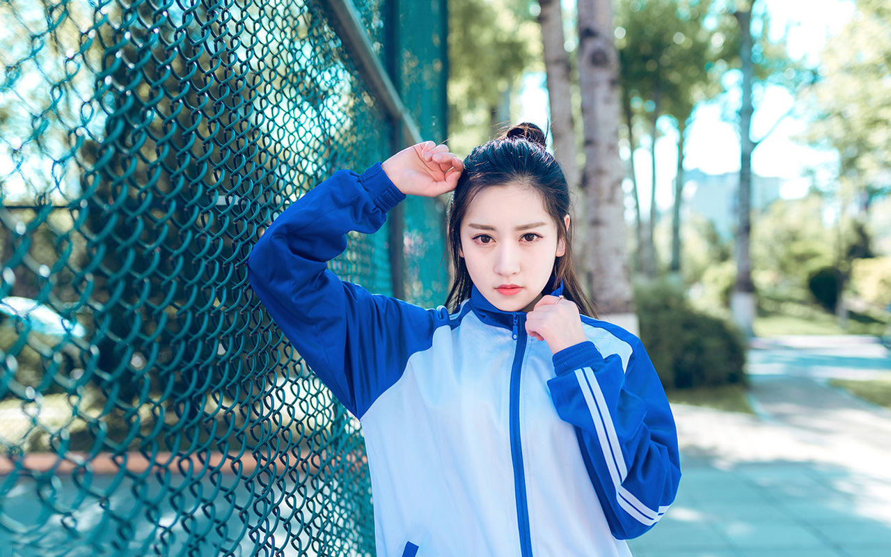 校花美女和驼背乞丐小说_校花美女全收的都市小说_我的美女校花txt