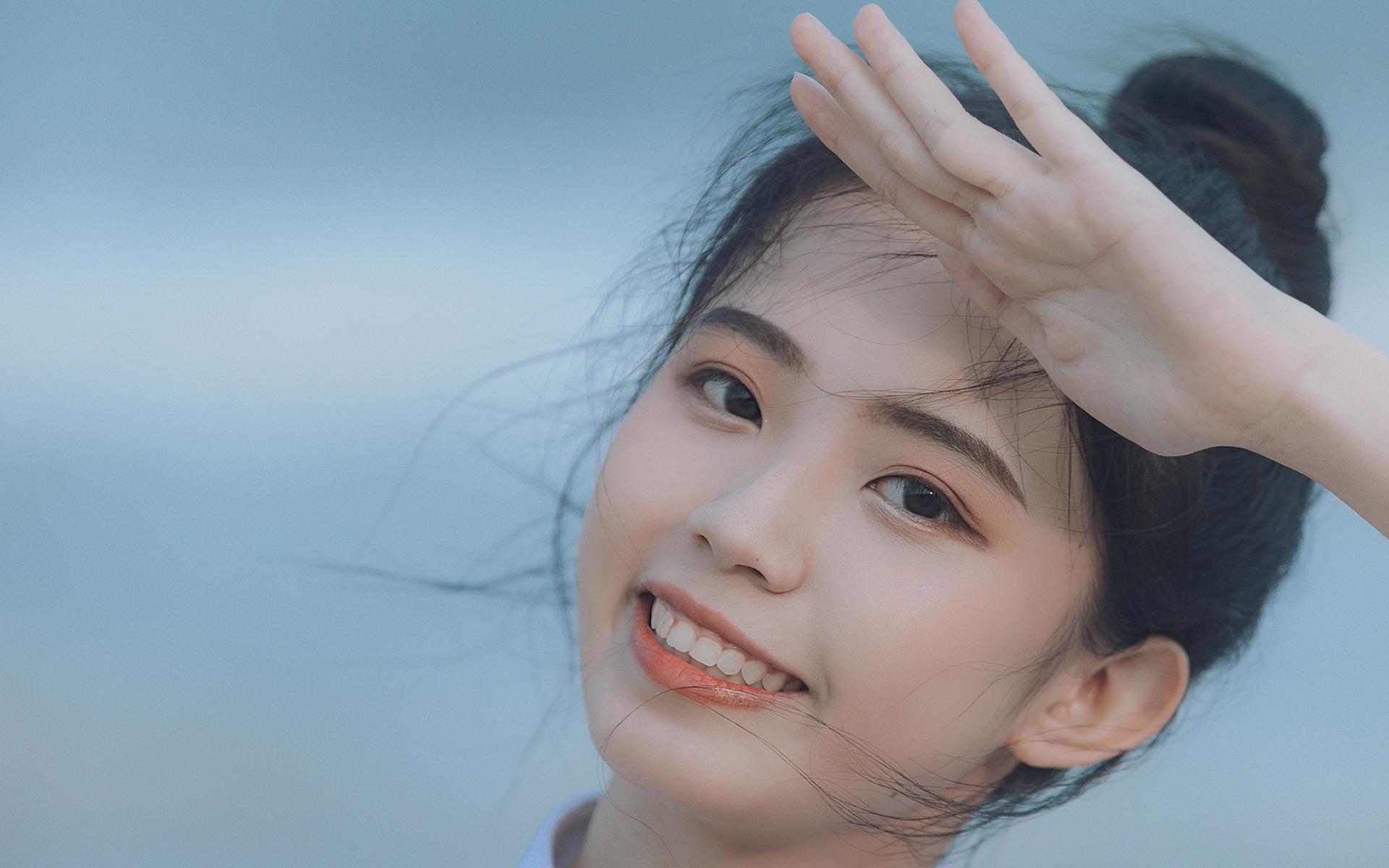 校花美女和驼背乞丐小说_我的美女校花txt_校花美女全收的都市小说