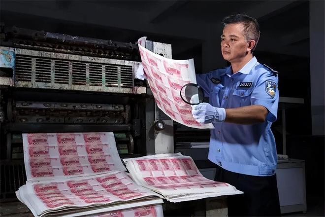 天平找假币_用天平找假金币_用天平找假金币公式8枚