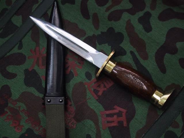 特种兵之双刃战警武器_特种兵之双刃战警手机版_特种兵大战警察