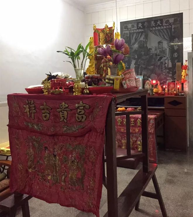 供品中的供是什么意思_供神的供品数量_供品含义