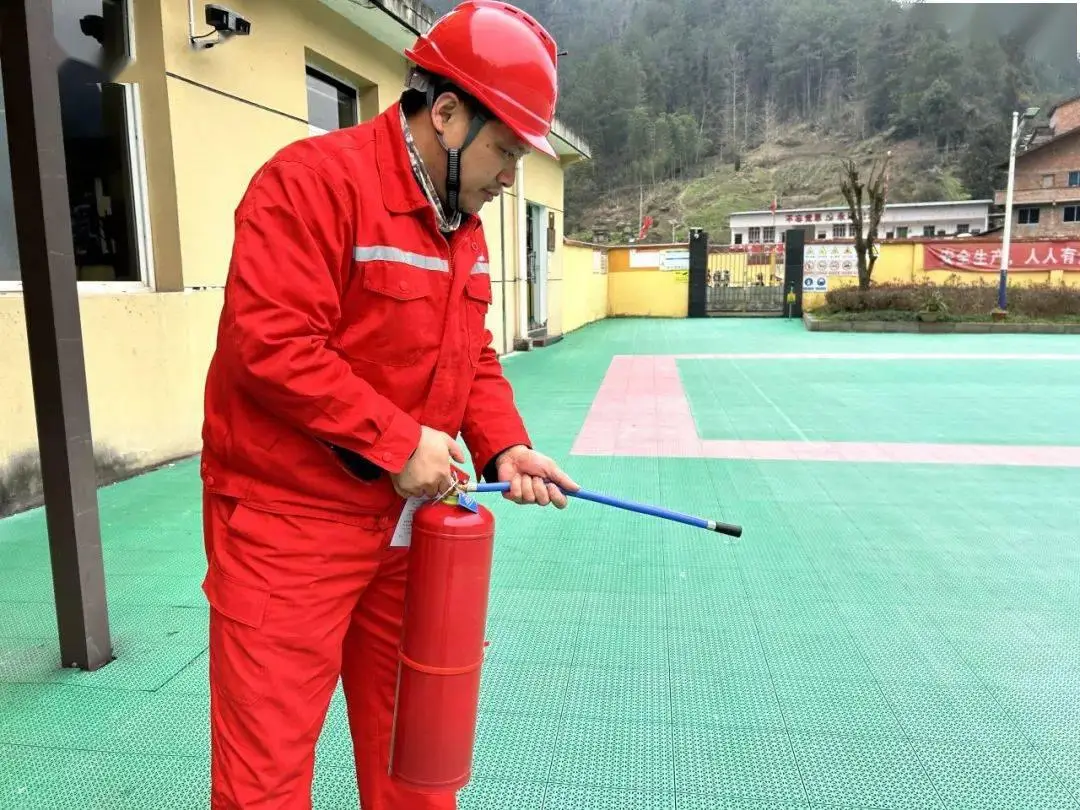 找茬辅助器_qq游戏找茬辅助器_qq大家来找茬辅助2024