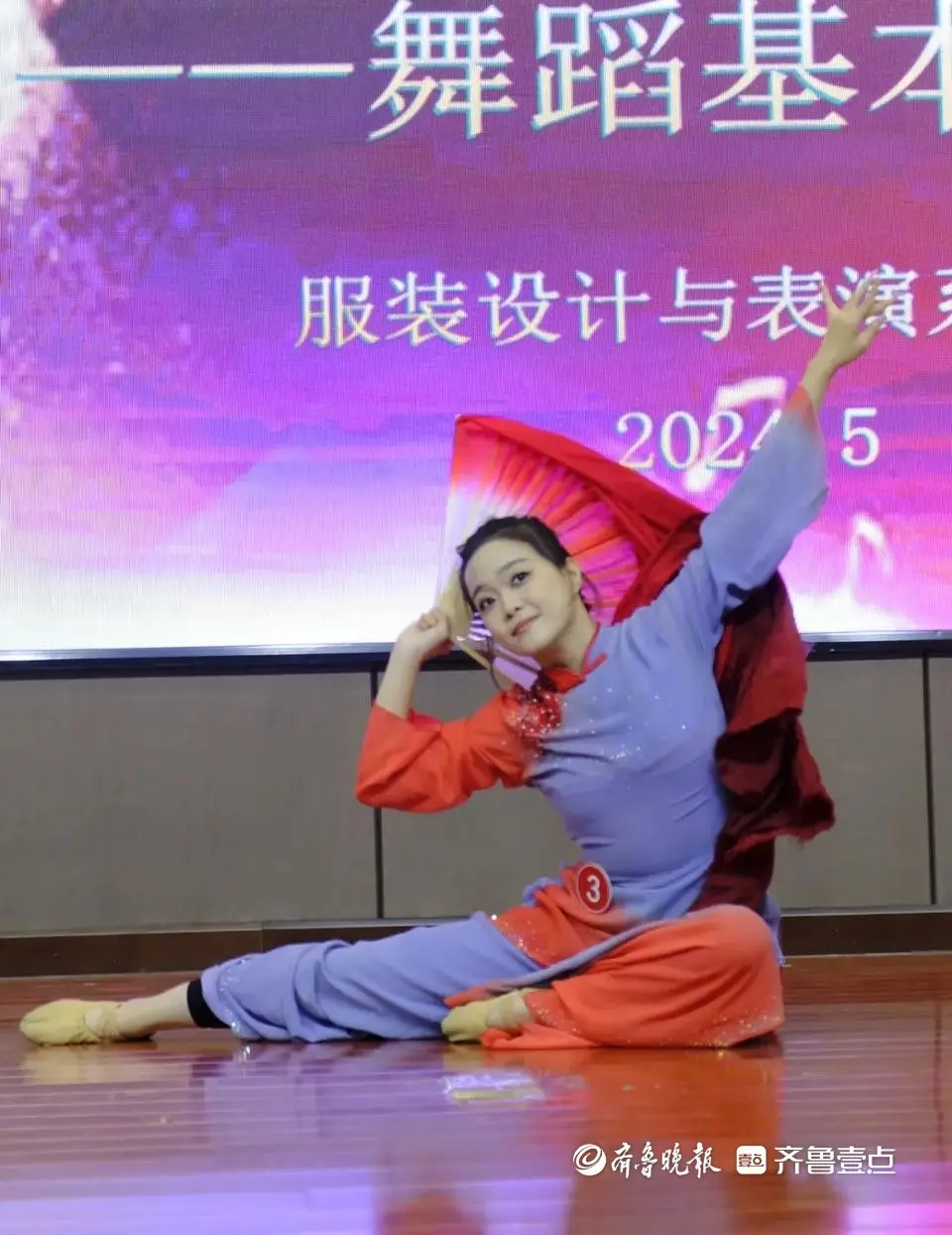 大赛舞蹈技巧组合视频_舞蹈大赛技巧组合_cctv舞蹈大赛技巧组合