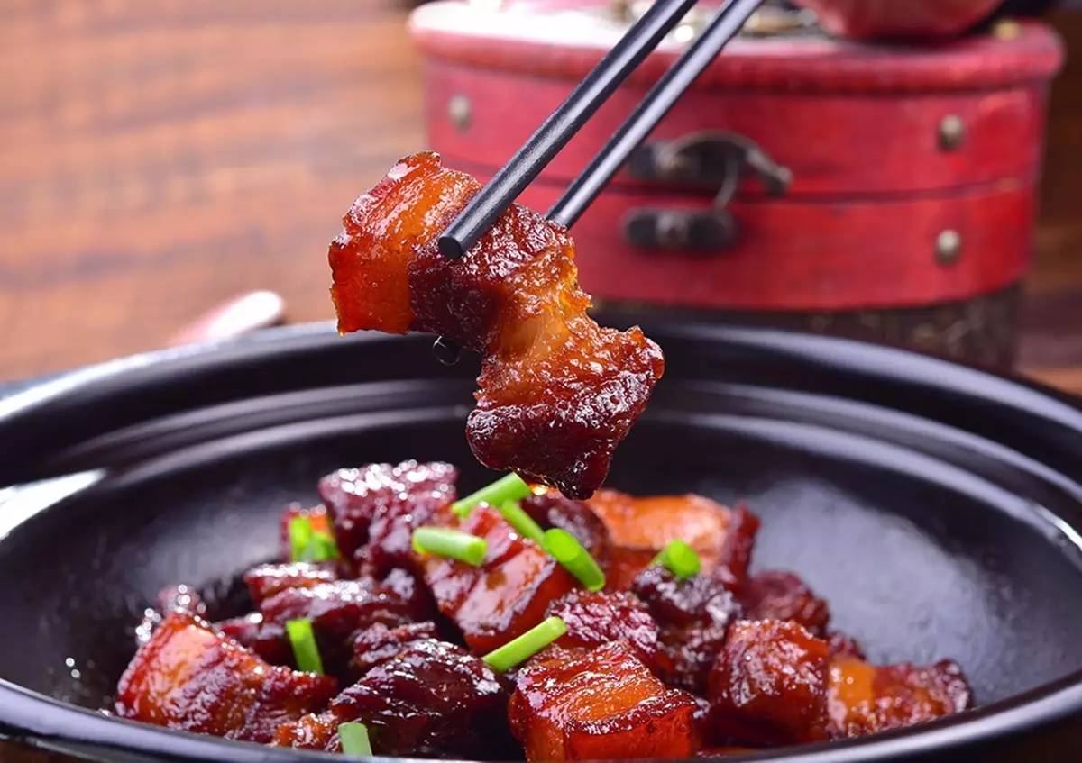 开家餐厅需要多少资金-怀揣美食梦想，开餐厅所需资金问题如何解决？
