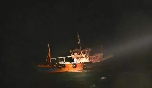 豪华游轮破解版-破解版豪华游轮：海上皇宫的无限冒险与心灵解放之旅