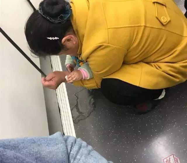 地铁女孩4_地铁女孩4_地铁女孩4