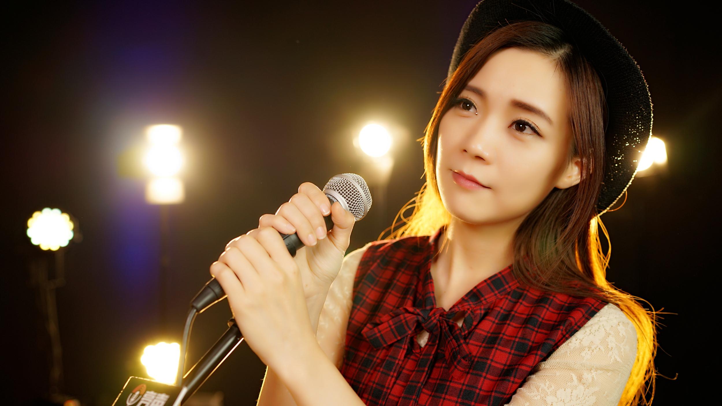 女声歌曲大全100首_女歌名字大全集_两个字的歌名大全女声