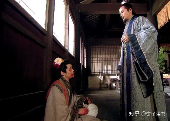 防卫过当构成什么罪行-防卫过当：保护自己还是变成恶棍？法律如何界定？