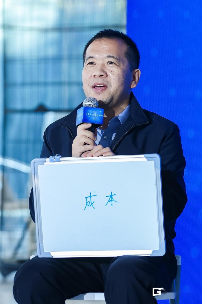 黑衣骑士 魅力沙龙 魔幻大师-星光璀璨之夜，黑衣骑士的魅力沙龙，一场魔法与心灵的