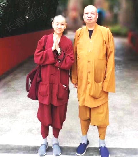 李珠妍生活照_李珠妍生活照_李珠妍生活照