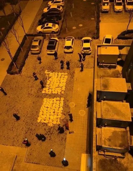 抢劫尾随是不是刑事案件_尾随抢劫_抢劫尾随可以取保候审吗