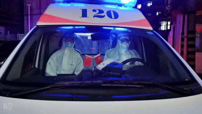 医院120救护车司机驾照_120救护车驾驶证_开120救护车要从业资格证吗