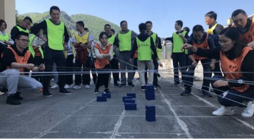 20多人团建游戏,趣味互动，提升团队凝聚力